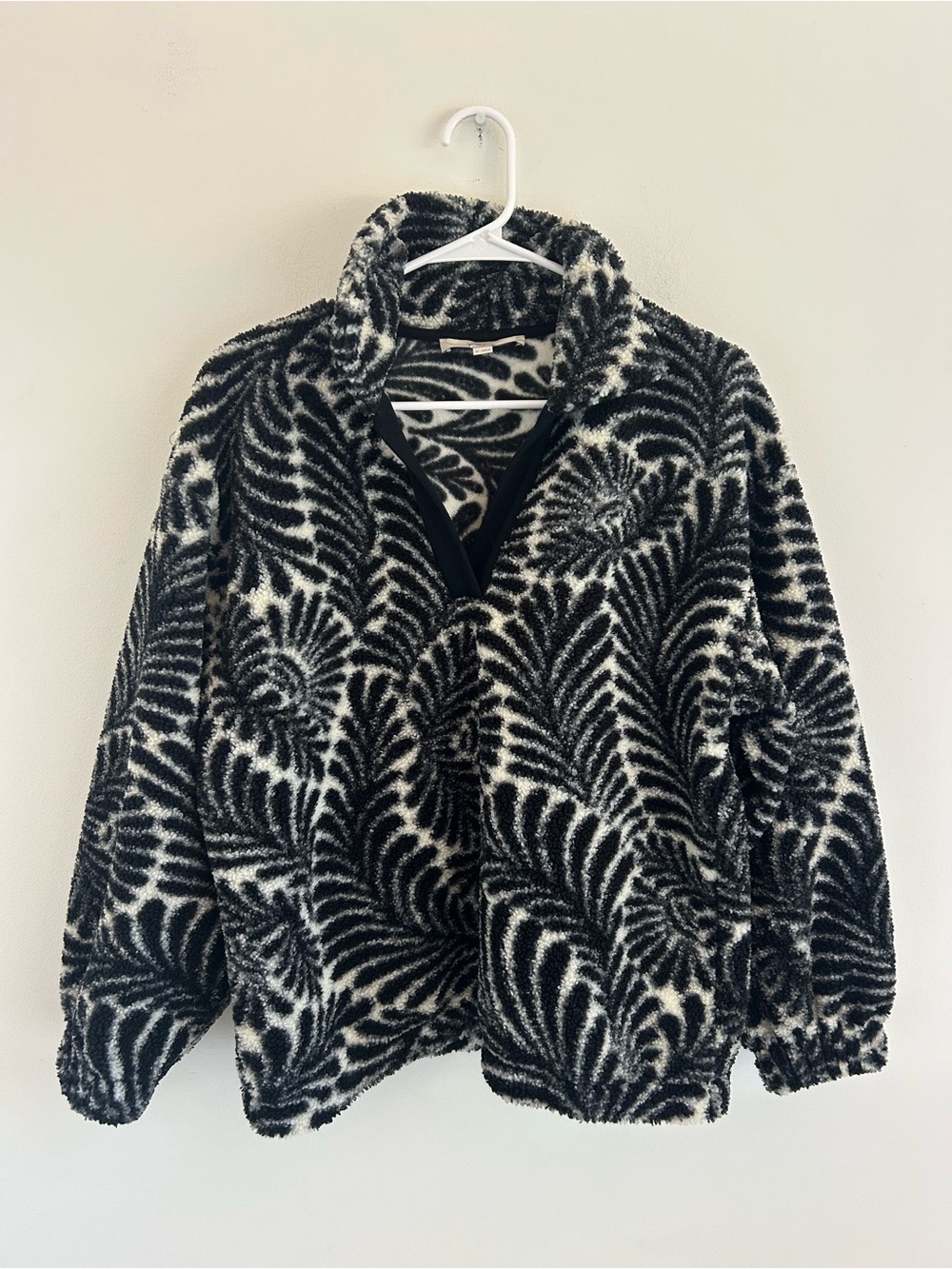 LOFT Black & White Plush Swirl Teddy Jacket